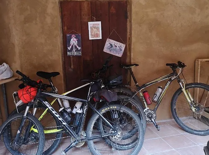 L' Abilleiru Rural Хостел *